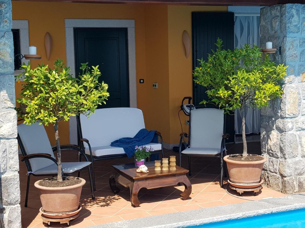 Peace Of Mind N 3 Apartment Poljane Bagian luar foto